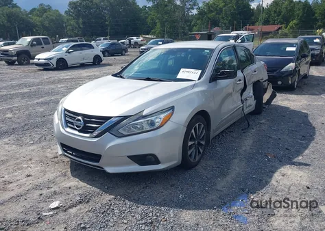 2016 Nissan Altima 2.5 Sv z USA, uszkodzony, nr VIN 1N4AL3AP0GC154005